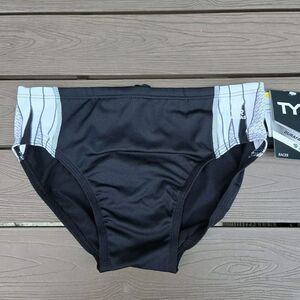 New TYR Men's Durafast Elite Phoenix Destroyer Black/white Racer Brief SZ 32 New